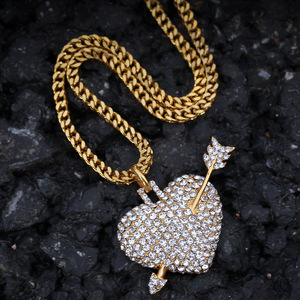 Mini <span class=keywords><strong>cuore</strong></span> <span class=keywords><strong>con</strong></span> collana pendente a <span class=keywords><strong>freccia</strong></span> in acciaio inossidabile <span class=keywords><strong>con</strong></span> strass ghiacciato catene di gioielli Hiphop per uomini e donne regali - Product Image 3