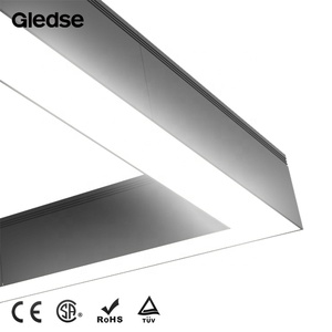 Lumière linéaire <span class=keywords><strong>LED</strong></span> suspendue au <span class=keywords><strong>plafond</strong></span> intérieure de taille personnalisée 4 pieds 6 pieds 8 pieds - Product Image 4