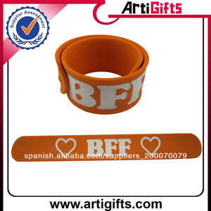 venta al por mayor de moda de silicona bofetada pulsera - Product Image 1