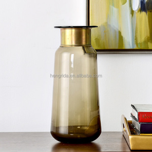 Nuovo vaso di vetro fiore di lusso in stile Ins con anello di metallo intorno al collo <span class=keywords><strong>Color</strong></span> <span class=keywords><strong>oro</strong></span> fatto a mano - Product Image 3