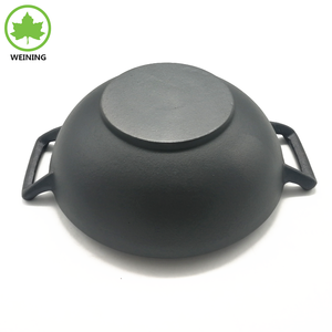 Wok chinois en fonte de grande taille de 31cm à double poignée avec revêtement en <span class=keywords><strong>bois</strong></span> pour cuisiner en plein air - Product Image 5