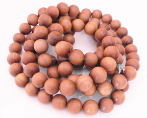 108 Cuentas de sándalo Mala Color de madera natural Cuentas redondas Mala - Product Image 1