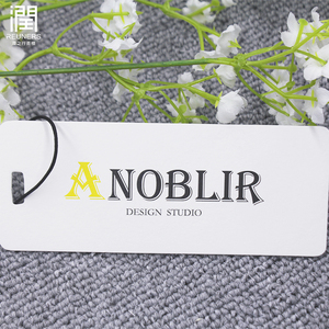 <span class=keywords><strong>Étiquette</strong></span> Reuners vêtements nom de marque impression UV gaufré personnalisé chine papier artisanal recyclable enduit pour <span class=keywords><strong>cadeau</strong></span> <span class=keywords><strong>étiquette</strong></span> volante colorée - Product Image 3