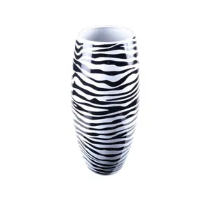 Vaso de cerâmica padrão zebra preto e branco