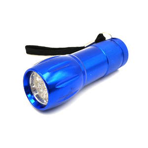 Regali di promozione di Alluminio <span class=keywords><strong>12</strong></span> <span class=keywords><strong>Led</strong></span> Torcia <span class=keywords><strong>Led</strong></span> Recargable A Buon Mercato Torcia <span class=keywords><strong>12</strong></span> Ha Condotto La Torcia Elettrica - Product Image 2