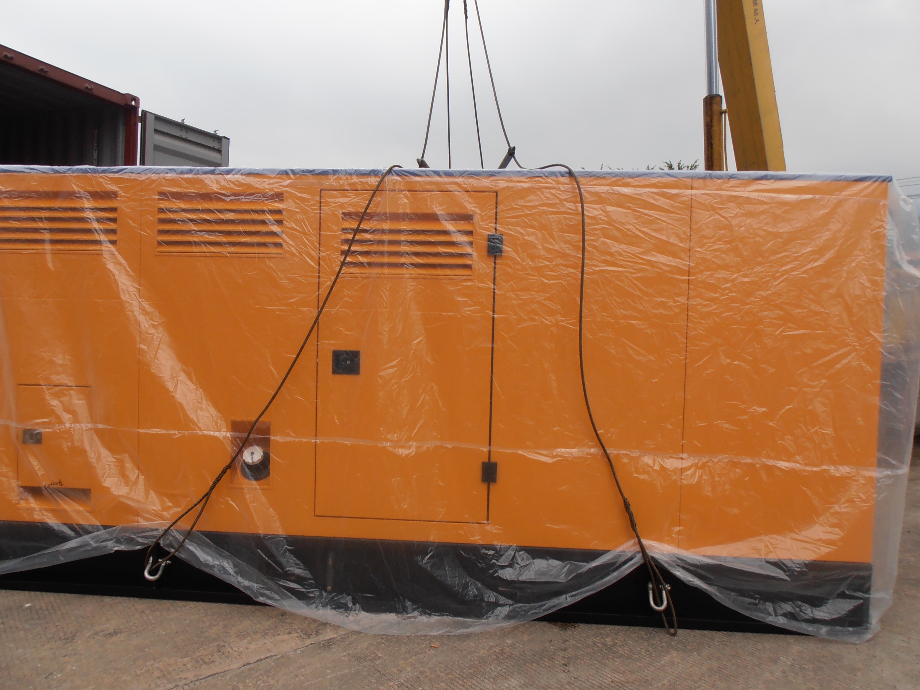 avec cummins engine, de bons prix 200kva silencieux des génératrices diesel avec les stimulants de type amphétamine