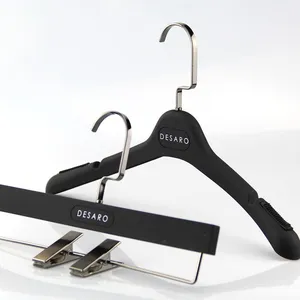 Retail Rubber Coated Plastic Hanger Shirt Clothes Hanger