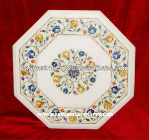 Plateaux de table basse en marbre blanc incrusté, style antique - Product Image 1