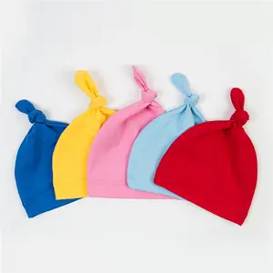 Commercio all'ingrosso Unisex 0-1years vecchio 100% Cotone Biologico Lavorato A Maglia Tinta Unita Appena Nato Del Bambino Del Beanie Del Cappello