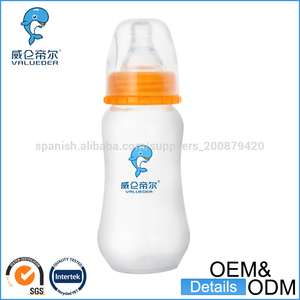 Feliz biberón conveniente para la madre - Product Image 1
