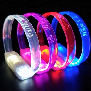 Led-armbanden, discolampen, oplaadbaar, USB, draagbaar, met zuignap voor feest, club, auto