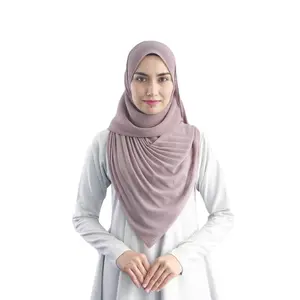 100% Polyester Plain Solid Chiffon New In Stock 2019 Spring Muslim Arab Women New Design Pleated Chiffon Hijab