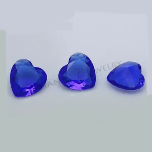 사파이어 블루 유리 돌 사파이어 유리 심장 모양 느슨한 보석 유리 구슬
