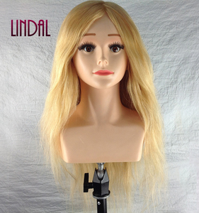 Tête d'entraînement en silicone souple et réaliste LINDAL pour coiffeur, modèle d'épaule, pour la formation en coiffure naturelle - Product Image 3