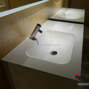 Meilleure vente Design d'usine Armoire de toilette de salle de bain classique avec rangement mural en bois imperméable à l'eau à prix réduit - Product Image 3