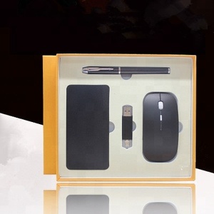 Quattro Set Penna Del Mouse USB della Banca di Potere Set Cerimonia di Apertura <span class=keywords><strong>Regali</strong></span> <span class=keywords><strong>Regali</strong></span> <span class=keywords><strong>Personalizzati</strong></span> per Gli Uomini - Product Image 3