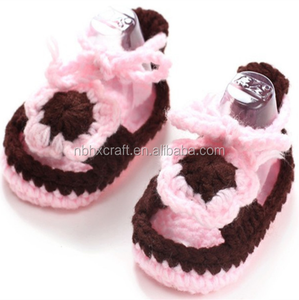 Zapato <span class=keywords><strong>de</strong></span> recién nacido Botines <span class=keywords><strong>de</strong></span> punto <span class=keywords><strong>de</strong></span> <span class=keywords><strong>ganchillo</strong></span> <span class=keywords><strong>a</strong></span> mano Zapatos <span class=keywords><strong>de</strong></span> bebé <span class=keywords><strong>de</strong></span> punto - Product Image 2
