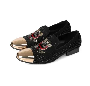 NA190-<span class=keywords><strong>mocasines</strong></span> de Metal hechos a mano con cristales negros para hombre, <span class=keywords><strong>mocasines</strong></span> cómodos con fondo, zapatos de marca de lujo a la moda para el estrés - Product Image 1