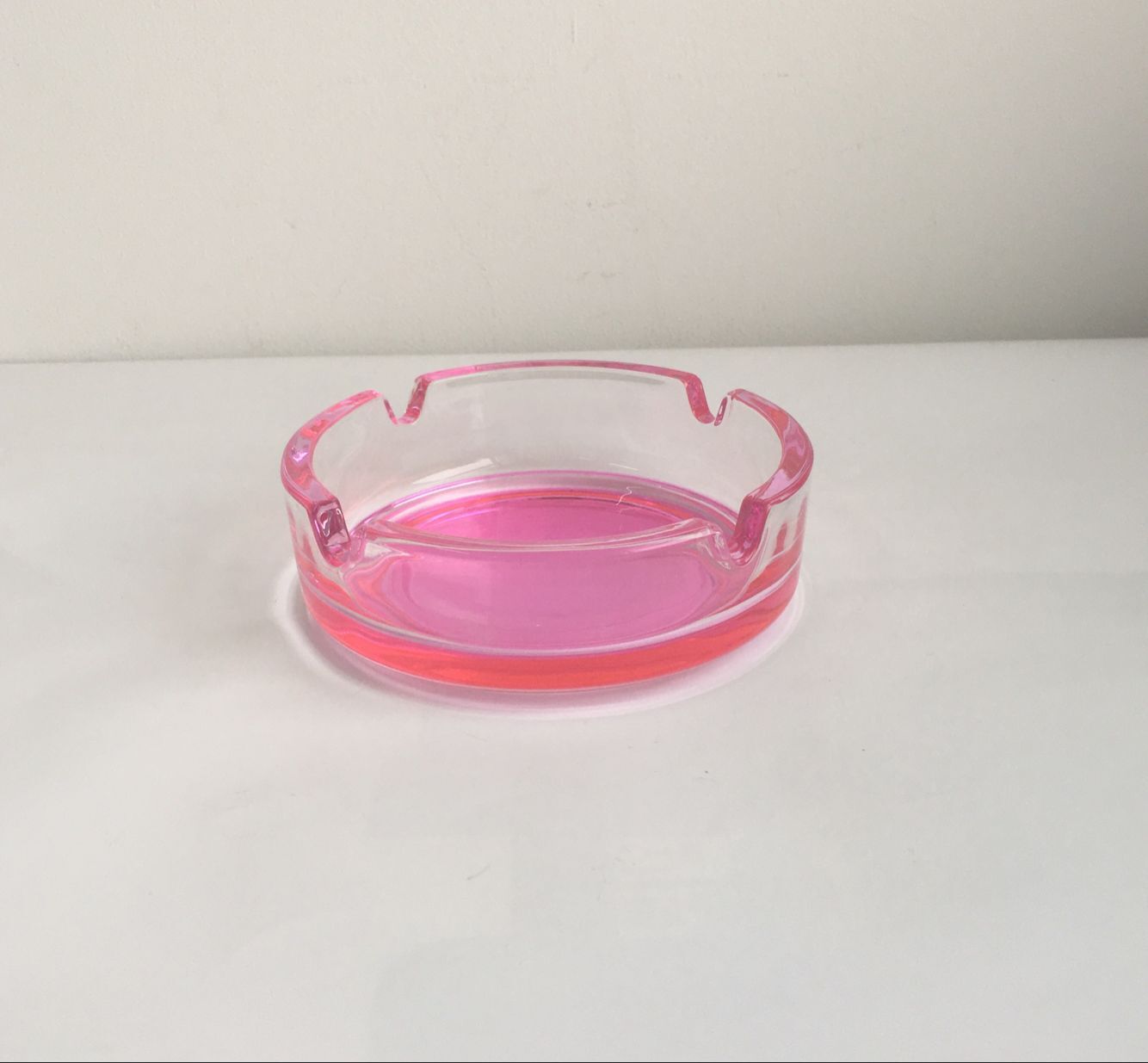 High Transparent Square Shaped Glass Ashtray With Pattern