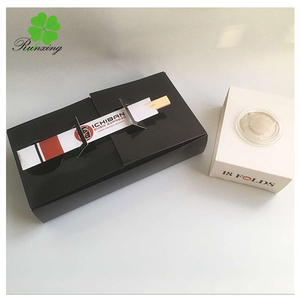 Caja de Comida para Llevar de Sushi Personalizada con Estilo Japonés - Product Image 1
