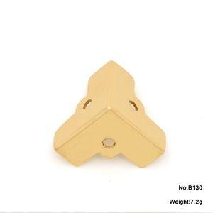 Fashion Custom Triangle Angel Small Metal Zinc Alloy <strong>Leather</strong> <strong>Corners</strong> <strong>for</strong> <strong>Bags</strong> Boxs - Product Image 2