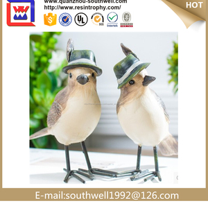 Pays d'amérique chapeau résine oiseaux - Product Image 1