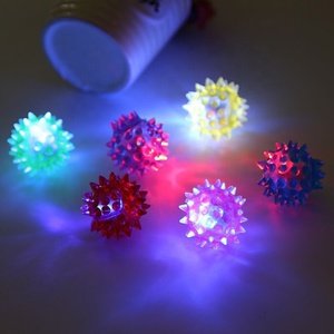 Pet Products Elastic LED <strong>Light</strong> <strong>up</strong> Spike <strong>Ball</strong> Pet <strong>Dog</strong> Cat Molar TPR Flash <strong>Ball</strong> Entertained Toy Random Colors - Product Image 4