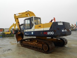 ลดราคาสุดๆ!!! รถขุดตีนตะขาบมือสอง โคมัตสึ รุ่น PC220-6 / PC200-5 PC30 ยี่ห้อโคมัตสึ รุ่น PC220-6 PC220-7 PC200-8 - Product Image 6