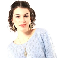 Collier nordique en forme de feuille monstera, bijoux en acier inoxydable, pendentif en forme de blonde