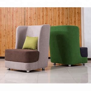 Respaldo Alto hotel dormitorio sillón con otomana para reposapiés - Product Image 1
