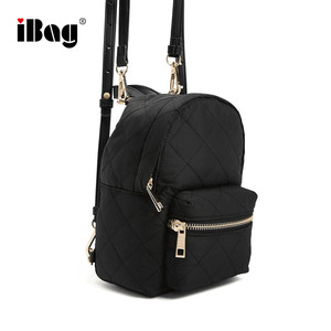 Trapuntato Costruzione Faux Leather Trim Opzionale Tracolla Regolabile Cinghie di Chiusura a Zip Superiore Mini Zaino - Product Image 2