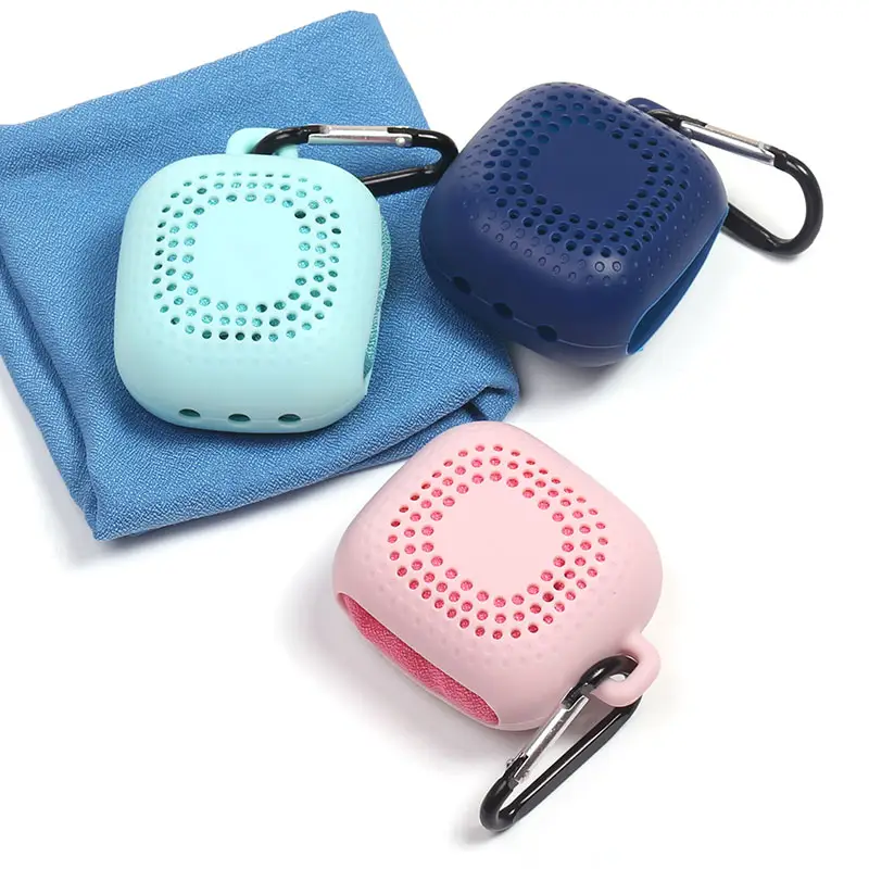 Free sample Hot sale quick dry towel portable silicone case fast dry microfiber towel