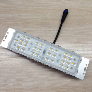 Tahan hujan Pencahayaan Retrofit <span class=keywords><strong>LED</strong></span> Modul IP68 Tahan Air Luar 80 W 90 W 100 W 120 W 150 W 180 W 200 W 300 W 400 W 500 W Cahaya Bahan