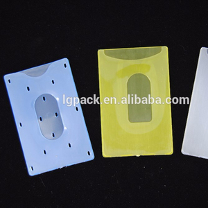 プラスチック製クレジットカードプロテクター - Product Image 1