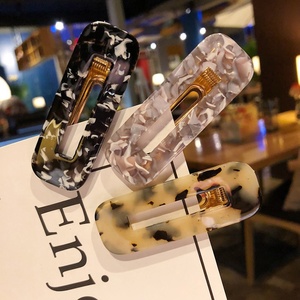 2019 <span class=keywords><strong>las</strong></span> mujeres <span class=keywords><strong>las</strong></span> niñas lado acrílico Clips de pelo hueco geométrico mármol de color de pico de pato Clip de pelo - Product Image 5
