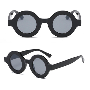 Unique Generous Oversized Sunglass Mujeres Round Frame Sunglass Letras en inglés Gafas de sol grabadas - Product Image 3