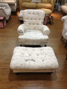 Projet d'hôtel victorienne antique mobilier de retour wing chaise avec <span class=keywords><strong>pouf</strong></span>, Baroque italien bouton tuftés retour <span class=keywords><strong>fauteuil</strong></span> - Product Image 1