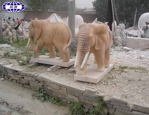 Escultura de elefante em pedra de mármore vermelho natureza chinesa pôr do sol - Product Image 1