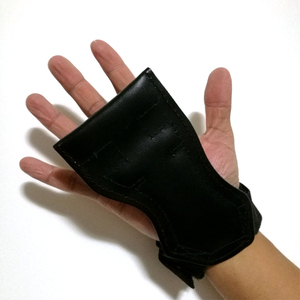 Mkas chất lượng tốt bán buôn găng tay cử tạ thể dục Grip Palm Guard Hand Grips chéo đào tạo Palm - Product Image 5