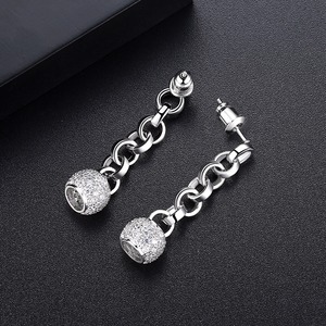 LUOTEEMI - Pendientes <span class=keywords><strong>de</strong></span> Botón Geométricos con Circonita Cúbica para Mujer, Color Plateado, 4 Lazos, Estilo Moderno, Boucles Doreilles - Product Image 5