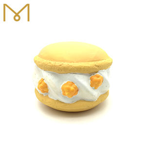 2023 <span class=keywords><strong>biscotti</strong></span> di amaretto in lattice di gomma all'ingrosso squeaky dog pet squeaky chew cake toys - Product Image 4