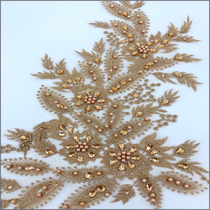 Fleur cerisier 3D avec appliques de paillettes perlées, Patch en dentelle - Product Image 5