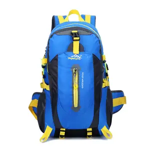 V-135 Mehrzweck-Bergsteiger Outdoor-Rucksack Reise Camping wasserdicht Wander rucksack mit Karabiner