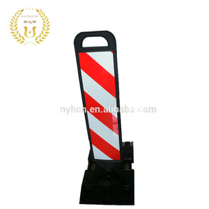 السعر المنخفض عالية الجودة عاكس الطريق لوحة علامات المرور من المصنع الصيني - Product Image 2