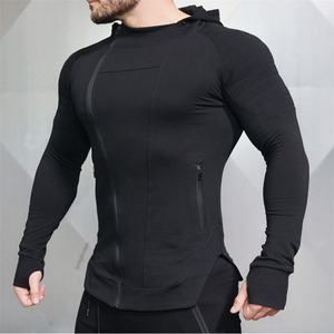Abbigliamento da Palestra Personalizzato con Logo Stampato, Canotte e Felpe con Cappuccio per Uomo - Product Image 2