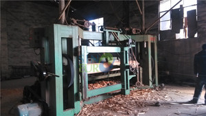 Plywood chapa peeling machine / <span class=keywords><strong>1300</strong></span> mm veneer rotary máquina de corte / máquina peladora en maquinaria - Product Image 2