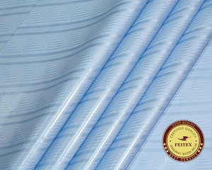 Brocart de Guinée 10 Yards/pièce <span class=keywords><strong>Bleu</strong></span> Ciel Shadda Bazin Riche Tissu Damassé 100% Coton Tissu Africain pour Vêtements Qualité Allemande - Product Image 4