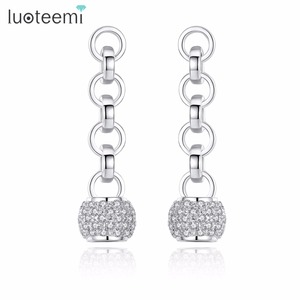 LUOTEEMI - Pendientes <span class=keywords><strong>de</strong></span> Botón Geométricos con Circonita Cúbica para Mujer, Color Plateado, 4 Lazos, Estilo Moderno, Boucles Doreilles - Product Image 1