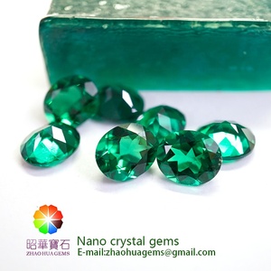 พลอยสังเคราะห์นาโนคริสตัลสีเขียวมรกตทรงรีเจียระไนแบบดอกไม้ สีเขียวสปิเนล - Product Image 3