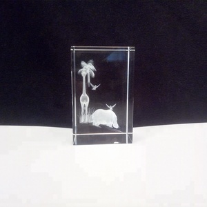 Haute Qualité Blanc Cristal Cube <span class=keywords><strong>Image</strong></span> Personnalisée Ou Mots 3D Laser Cristal Cube Pour Presse-papiers Ou Entreprise Cadeaux - Product Image 2